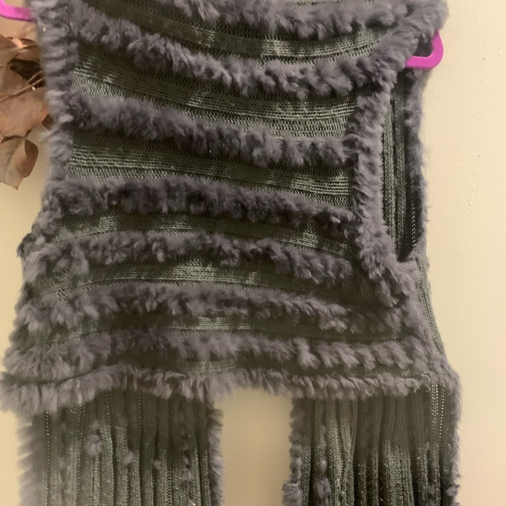 Knit and Fur vest. Grey neutral with pockets.
